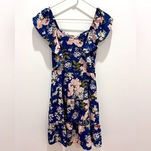 XS Monteau navy floral dress